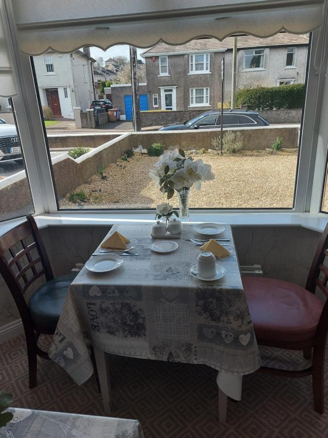 Blackrock Carole Ville Guesthouse Cork Exteriör bild