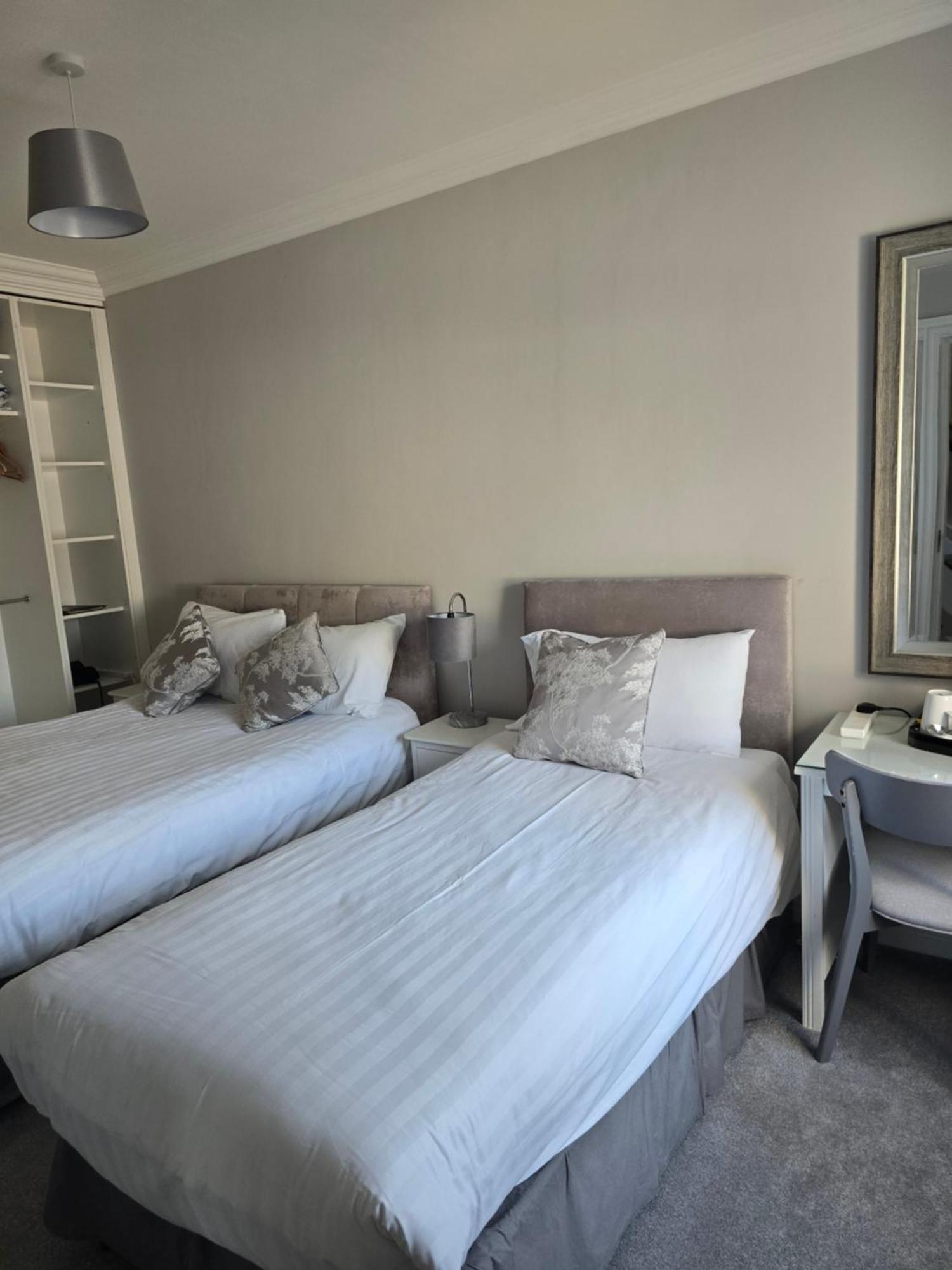 Blackrock Carole Ville Guesthouse Cork Exteriör bild